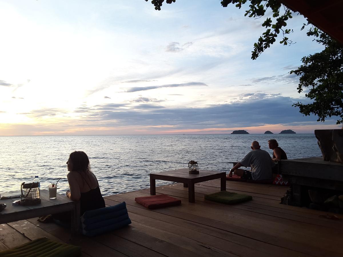 Bee Sleep Hostel Lonely Beach Koh Chang Buitenkant foto